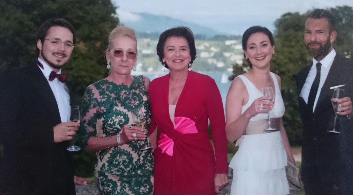 Group of people VIP posing outdoors | Geneve - Switzerland